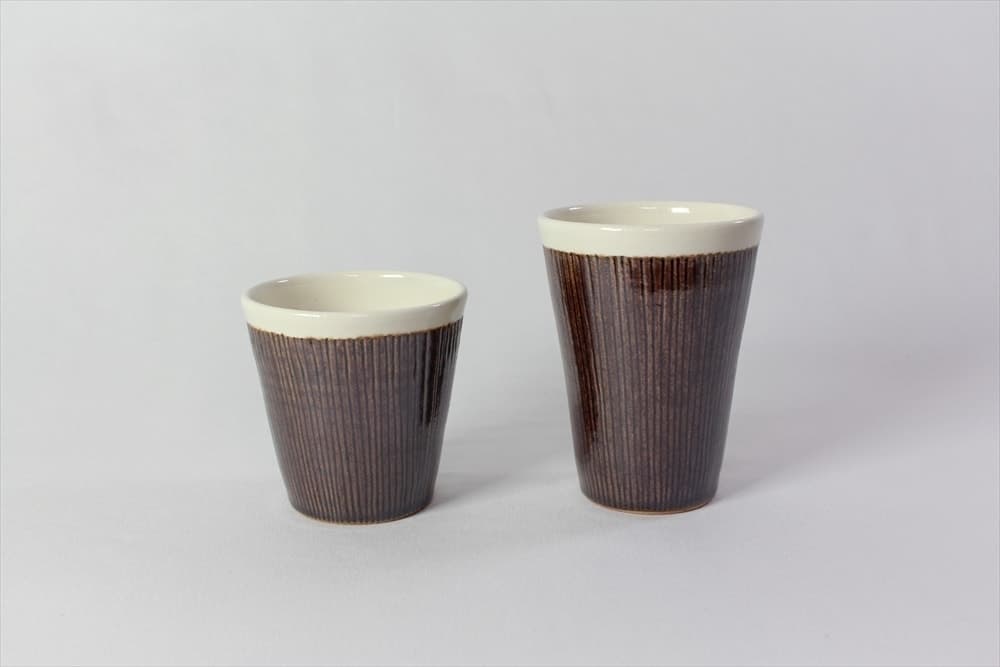 川崎萌　粉引線彫シリーズ